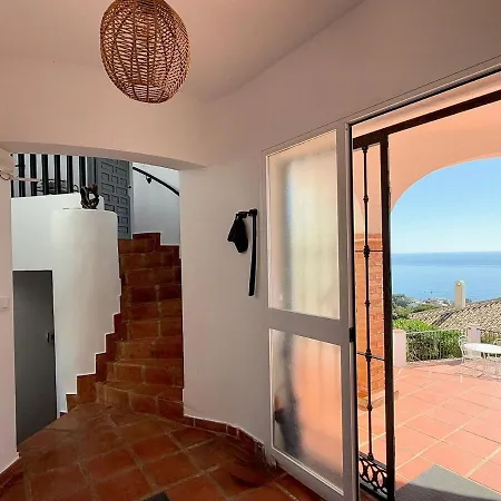 One Dream Views Pool La Capellania